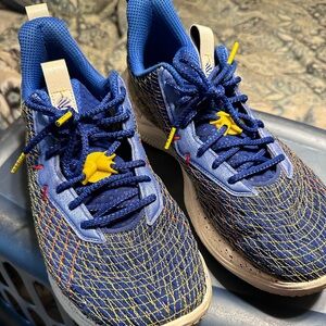 Under Armour Curry 10